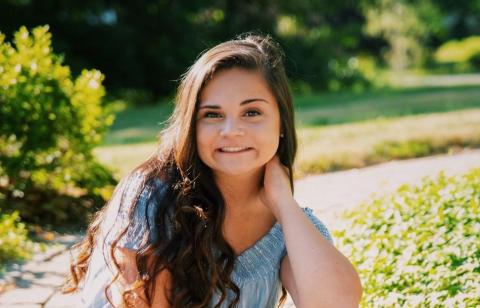 Katie Leger headshot