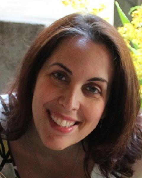 Stacey Vellante headshot